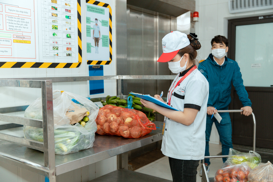 1. Nhập hàng / kiểm tra số lượng